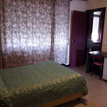 Albergo Piccadilly Medolago Екстериор снимка