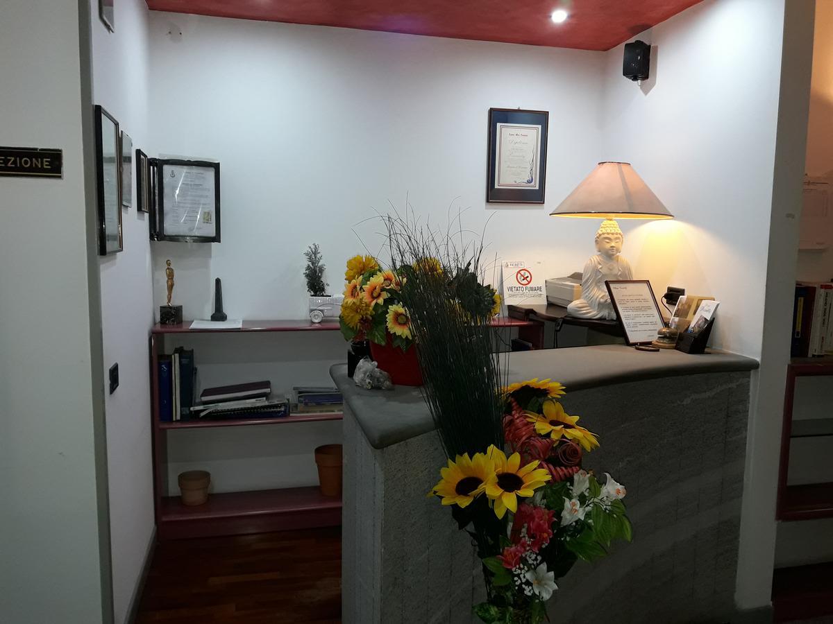 Albergo Piccadilly Medolago Екстериор снимка